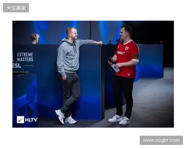 半场-玉昆暂3-0泰山 奥斯卡双响卡约闪击克雷桑中框+失误被断 半场-玉昆暂3-0泰山 奥斯卡双响卡约闪击克雷桑中框+失误被断