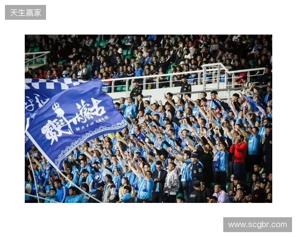 阿森纳丢联赛杯，基翁在节目上情绪失控和一名曼联球迷对线